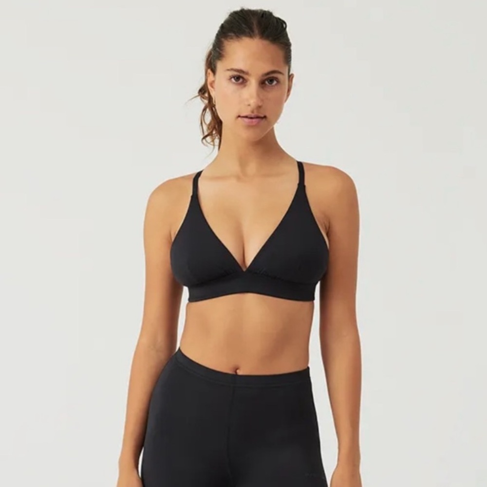 Outdoor Voices Black Sculpt Hi Apex Bra wireless, convertible straps NWT L